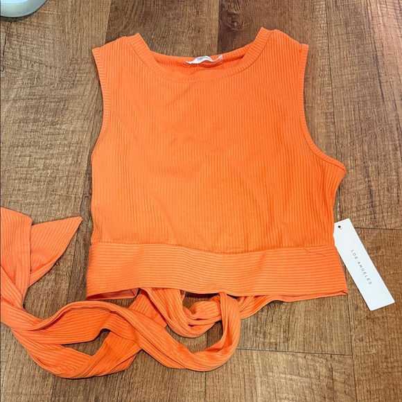 Timing Tops - Women’s New with tags LOS ANGELES Timing orange crop tank top sz M